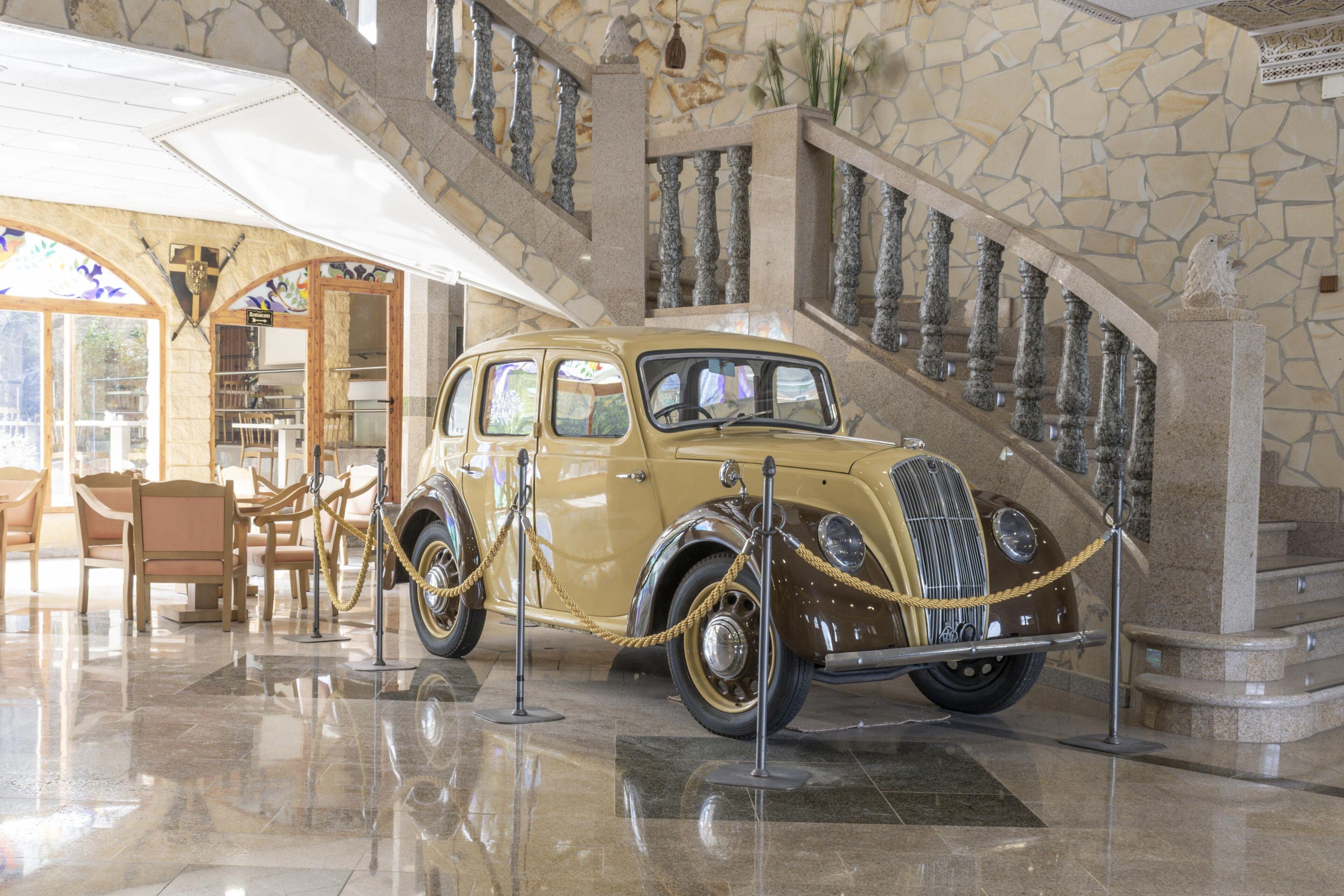 Hotel Plaza Del Castillo — Photos 2